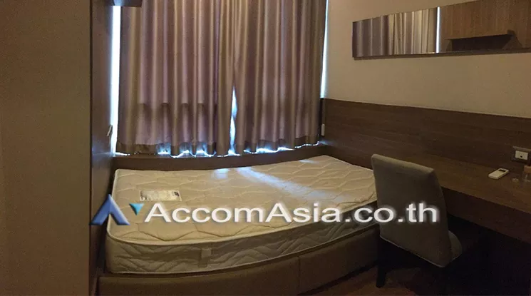  2 Bedrooms  Condominium For Rent & Sale in Phaholyothin, Bangkok  near MRT Phetchaburi - ARL Makkasan (AA20471)