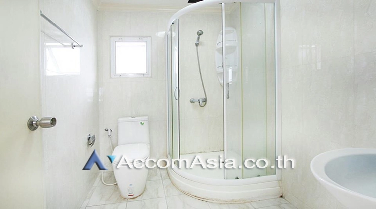 8  5 br House For Sale in Sukhumvit ,Bangkok BTS Bang Chak AA20480