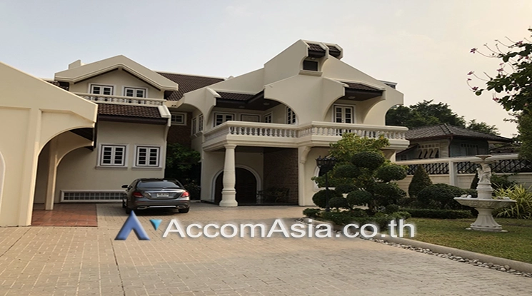  1  5 br House For Rent in Sathorn ,Bangkok BTS Chong Nonsi - MRT Lumphini AA20482