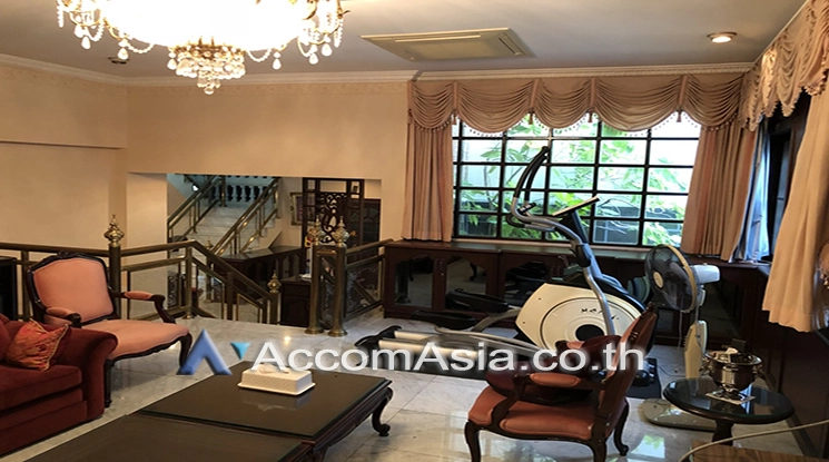 11  5 br House For Rent in Sathorn ,Bangkok BTS Chong Nonsi - MRT Lumphini AA20482