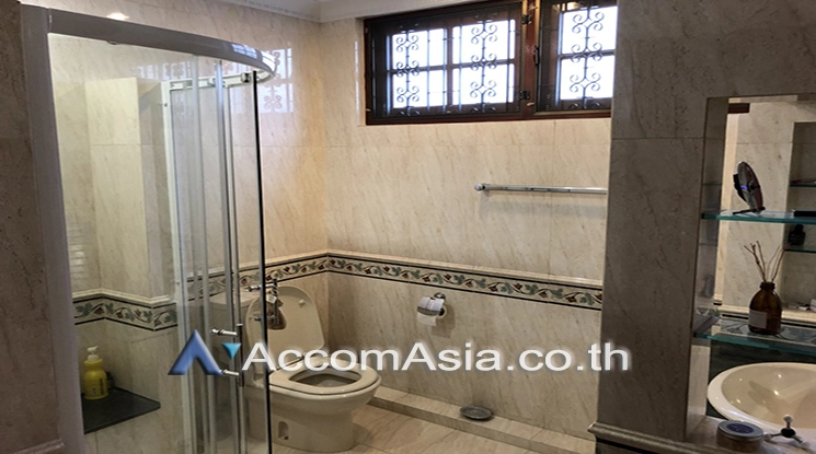 15  5 br House For Rent in Sathorn ,Bangkok BTS Chong Nonsi - MRT Lumphini AA20482