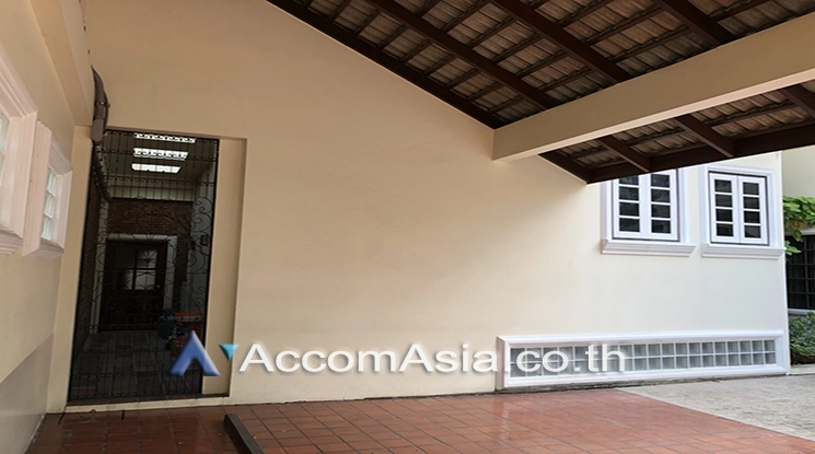 4  5 br House For Rent in Sathorn ,Bangkok BTS Chong Nonsi - MRT Lumphini AA20482