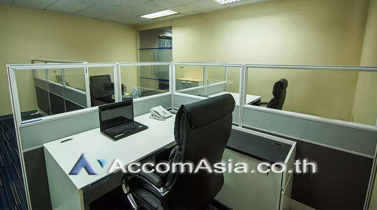  Office space For Rent in Sukhumvit, Bangkok  near BTS Asok - MRT Sukhumvit (AA20500)