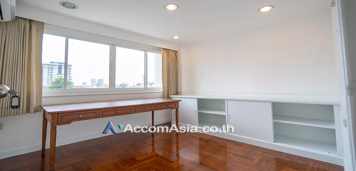 5  5 br Townhouse For Rent in Sathorn ,Bangkok BTS Chong Nonsi at A Homely Place Residence AA20501
