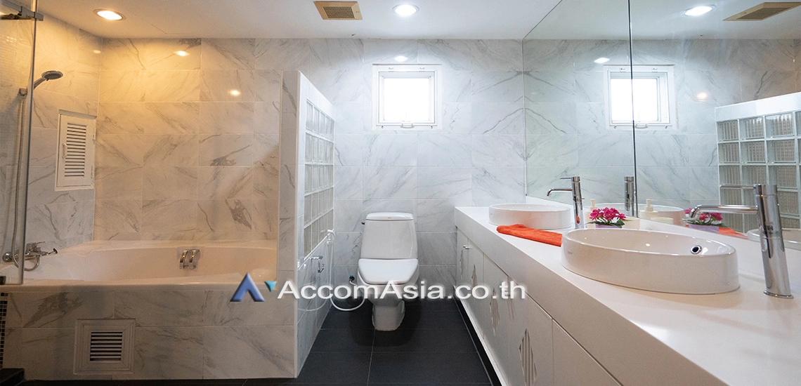 12  5 br Townhouse For Rent in Sathorn ,Bangkok BTS Chong Nonsi at A Homely Place Residence AA20501