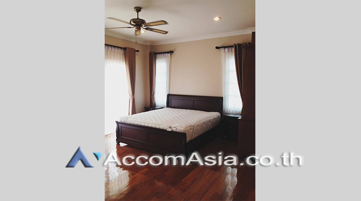 9  3 br House For Rent in Bangna ,Bangkok BTS Bearing at Fantasia Villa 3  AA20517