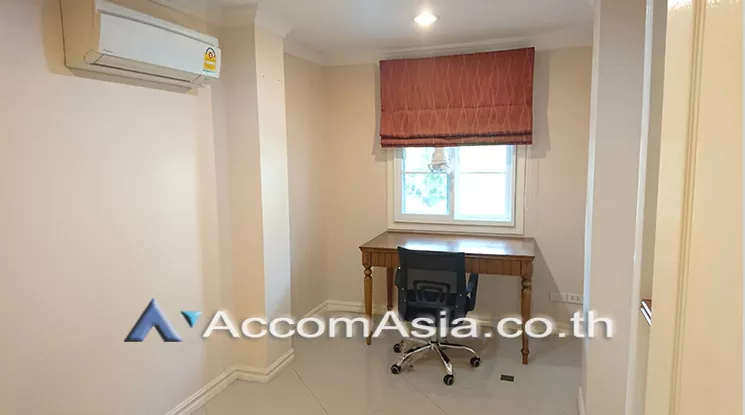 5  4 br Townhouse For Rent in Bang Na ,Bangkok BTS Bearing at Fantasia Villa 2 AA20518