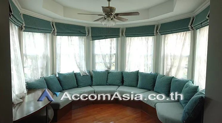 10  4 br Townhouse For Rent in Bangna ,Bangkok BTS Bearing at Fantasia Villa 2 AA20518
