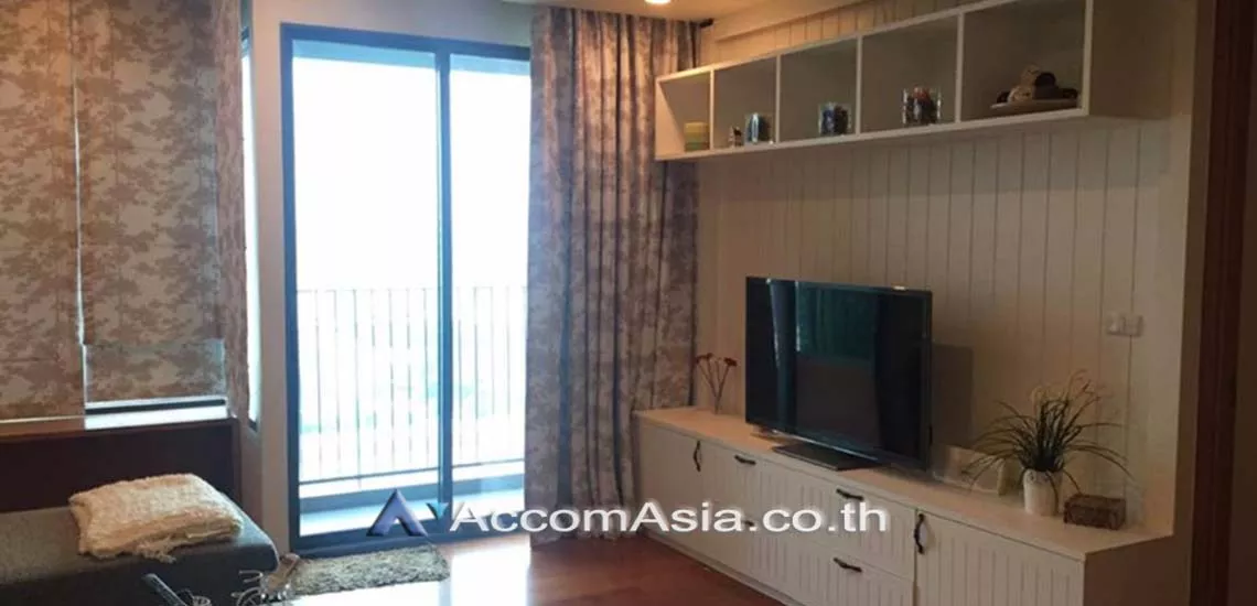  2 Bedrooms  Condominium For Rent & Sale in Sathorn, Bangkok  near BTS Chong Nonsi - BRT Thanon Chan (AA20519)
