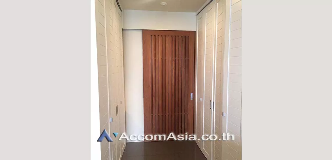  2 Bedrooms  Condominium For Rent & Sale in Sathorn, Bangkok  near BTS Chong Nonsi - BRT Thanon Chan (AA20519)