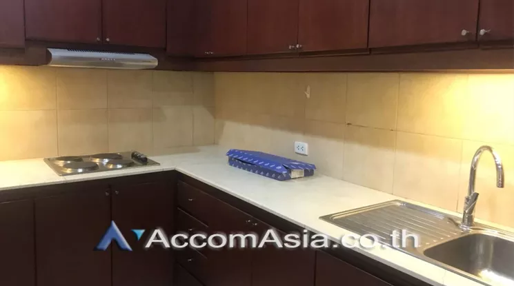 5  2 br Condominium For Sale in Ploenchit ,Bangkok BTS Chitlom at President Place AA20531