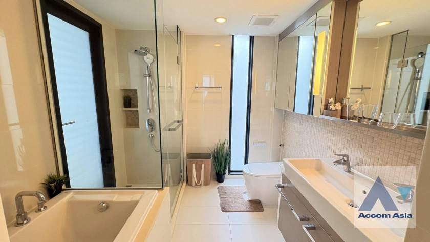 14  2 br Condominium for rent and sale in Sukhumvit ,Bangkok BTS Ekkamai at MODE Sukhumvit 61 AA20532