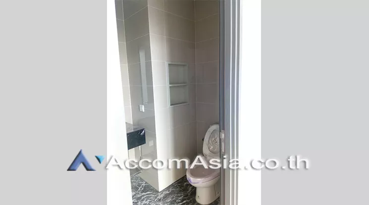 unit 1 Bedroom  Condominium For Sale in Sukhumvit, Bangkok  near BTS Asok - MRT Sukhumvit (AA20563)