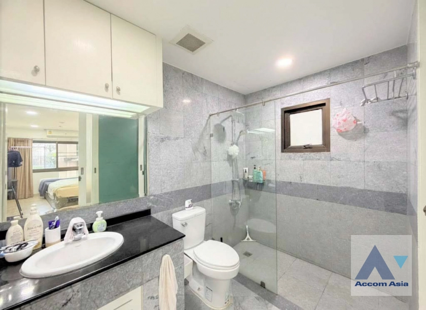 8  2 br Condominium for rent and sale in Ploenchit ,Bangkok BTS Ploenchit at Baan Ploenchit AA20605