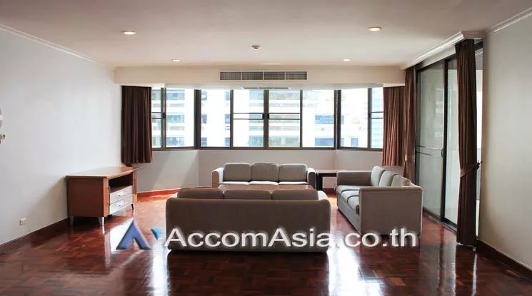  3 Bedrooms  Apartment For Rent in Sukhumvit, Bangkok  near BTS Asok - MRT Sukhumvit (AA20606)