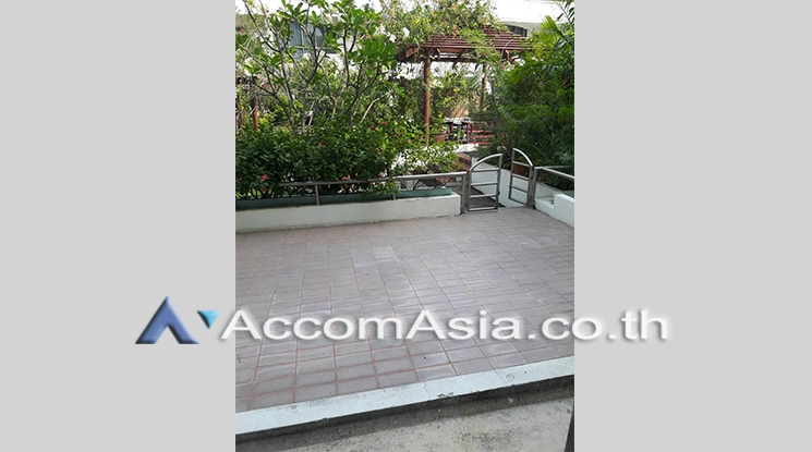 8  4 br Townhouse for rent and sale in Sathorn ,Bangkok BRT Nararam 3 at Modern style AA20610