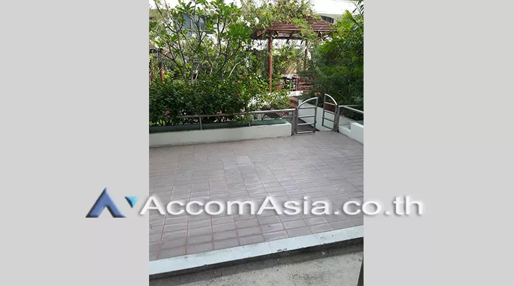 8  4 br Townhouse For Rent in Sathorn ,Bangkok BRT Nararam 3 at Modern style AA20610