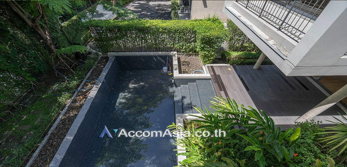 Private Swimming Pool, Pet friendly |  4 Bedrooms  House For Rent in Sukhumvit, Bangkok  near BTS Phrom Phong (AA20616)