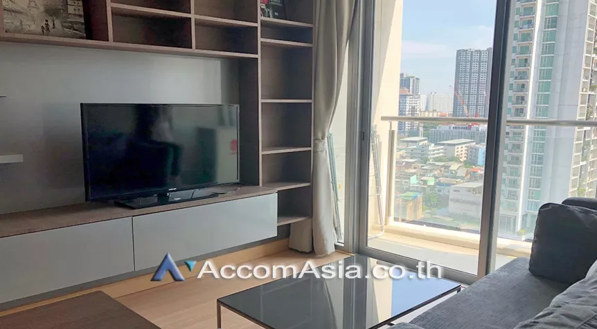  2 Bedrooms  Condominium For Rent in Sukhumvit, Bangkok  near BTS Phra khanong (AA20643)