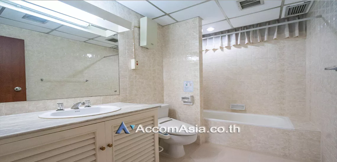 8  2 br Apartment For Rent in Sukhumvit ,Bangkok BTS Phrom Phong at Suite For Family AA20656