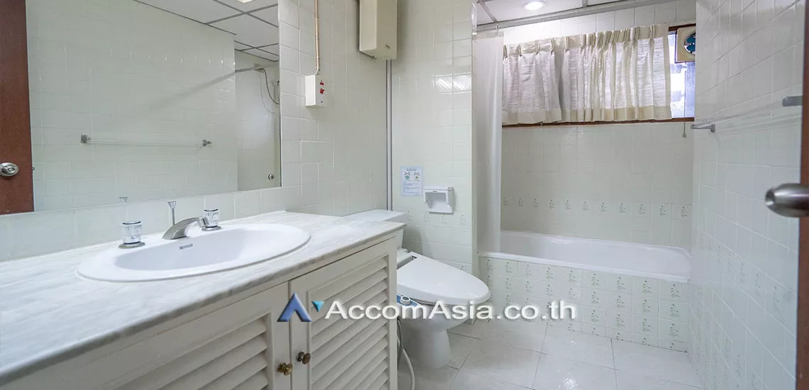 9  2 br Apartment For Rent in Sukhumvit ,Bangkok BTS Phrom Phong at Suite For Family AA20656