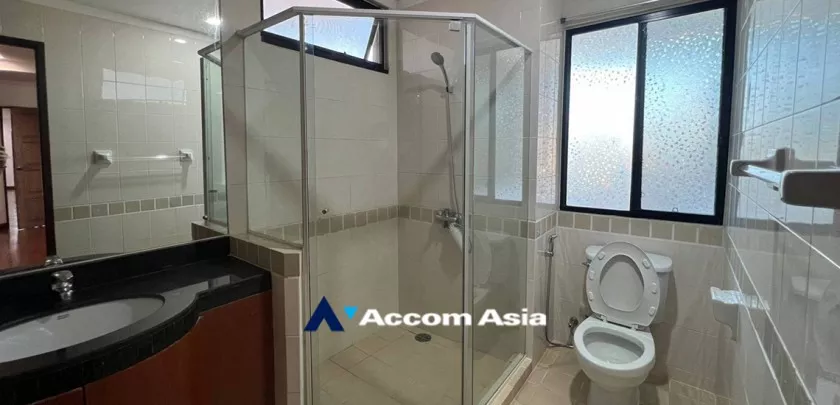 12  3 br Apartment For Rent in Sukhumvit ,Bangkok BTS Thong Lo at Urban Green Apartment AA20660