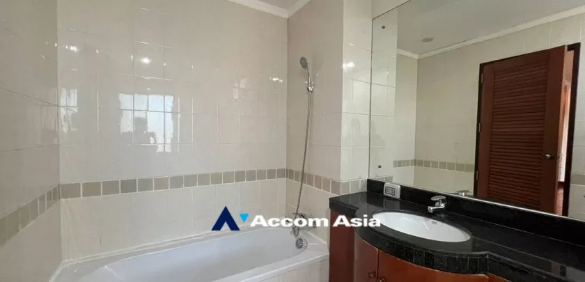 13  3 br Apartment For Rent in Sukhumvit ,Bangkok BTS Thong Lo at Urban Green Apartment AA20660