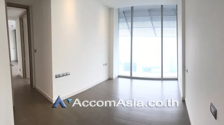6  2 br Condominium For Sale in Ploenchit ,Bangkok BTS Ratchadamri at Magnolias Ratchadamri Boulevard AA20696