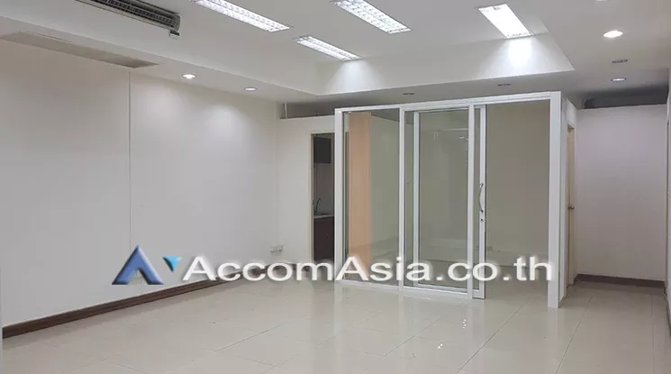unit Office space For Rent in Sukhumvit, Bangkok  near BTS Nana (AA20702)