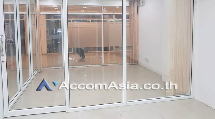  1  Office Space For Rent in Sukhumvit ,Bangkok BTS Nana at The Trendy Sukhumvit 13 AA20702