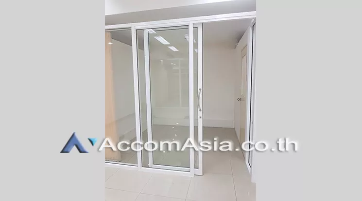 5  Office Space For Rent in Sukhumvit ,Bangkok BTS Nana at The Trendy Sukhumvit 13 AA20702