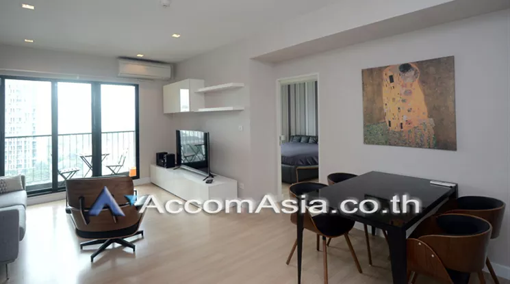  1 Bedroom  Condominium For Rent in Sathorn, Bangkok  near BTS Chong Nonsi (AA20716)