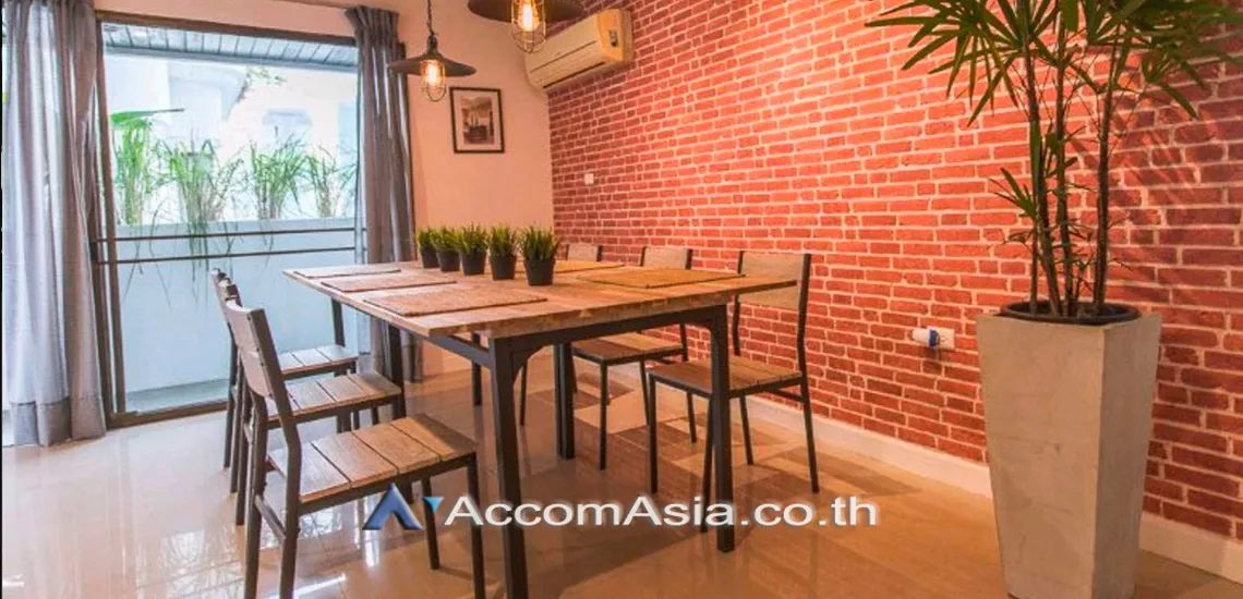 1  2 br Condominium For Rent in Sukhumvit ,Bangkok BTS Nana at Beverly Tower AA20739