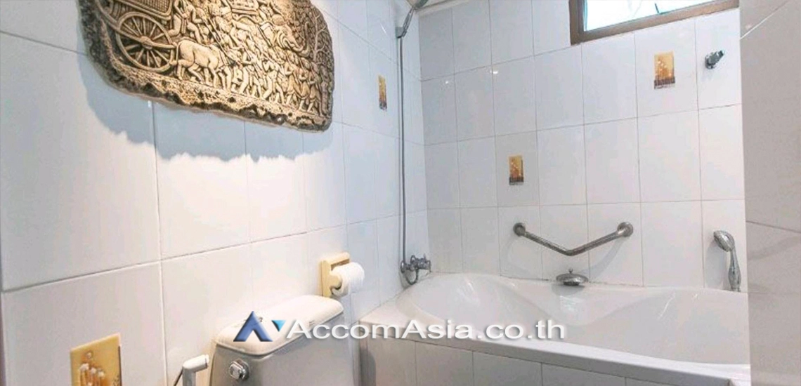 9  2 br Condominium For Rent in Sukhumvit ,Bangkok BTS Nana at Beverly Tower AA20739