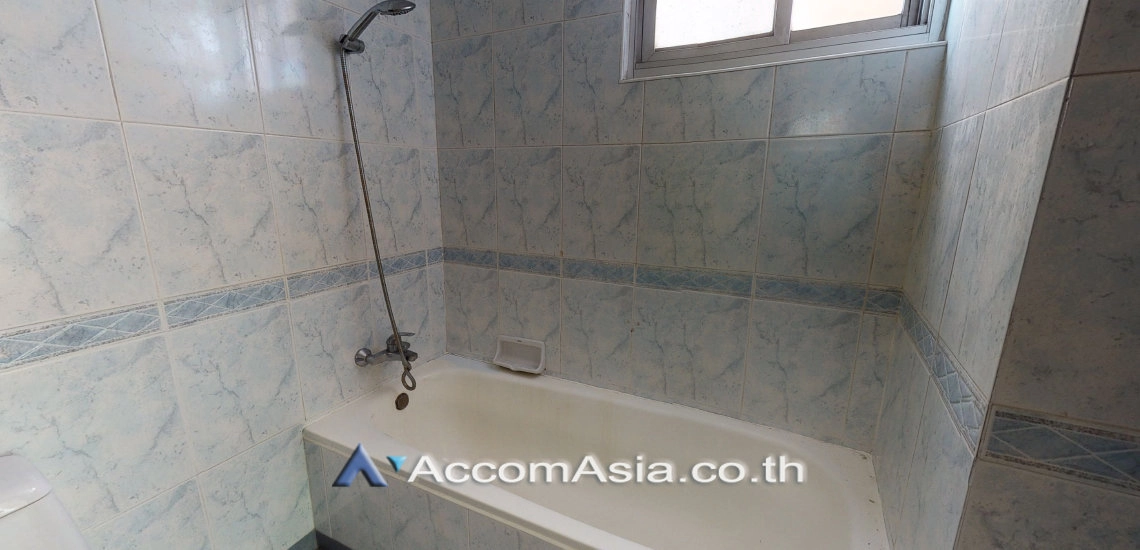 7  3 br Condominium for rent and sale in Sukhumvit ,Bangkok BTS Ekkamai at Tai Ping Tower AA20783