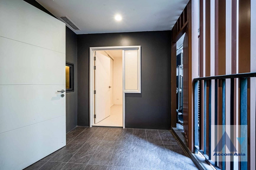 19  3 br Condominium for rent and sale in Sukhumvit ,Bangkok BTS On Nut at Park Court Sukhumvit 77 AA20790