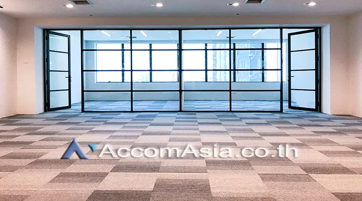  2  Studio Office Space For Rent in Ratchadaphisek ,Bangkok ARL Ramkhamhaeng at Charn Issara Tower 2 AA20792