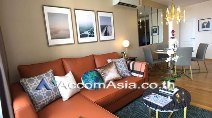  2 Bedrooms  Condominium For Rent in Silom, Bangkok  near BTS Surasak (AA20796)