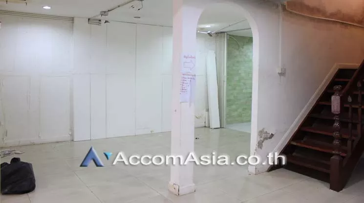  1  3 br Townhouse For Rent in sukhumvit ,Bangkok BTS Phrom Phong AA20802