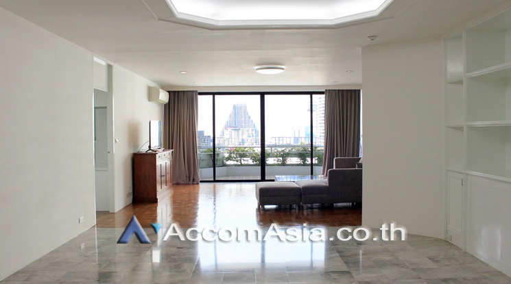 Big Balcony, Pet friendly |  Simply Life Apartment  5 Bedroom for Rent BTS Chong Nonsi in Silom Bangkok