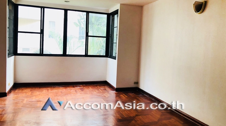 11  4 br Townhouse for rent and sale in Ploenchit ,Bangkok BTS Ploenchit AA20808