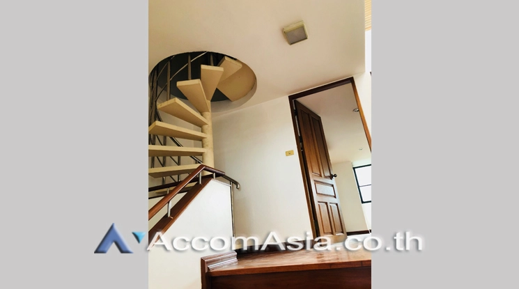 21  4 br Townhouse for rent and sale in Ploenchit ,Bangkok BTS Ploenchit AA20808