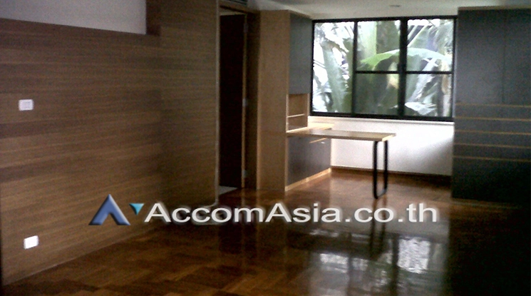 24  4 br Townhouse for rent and sale in Ploenchit ,Bangkok BTS Ploenchit AA20808