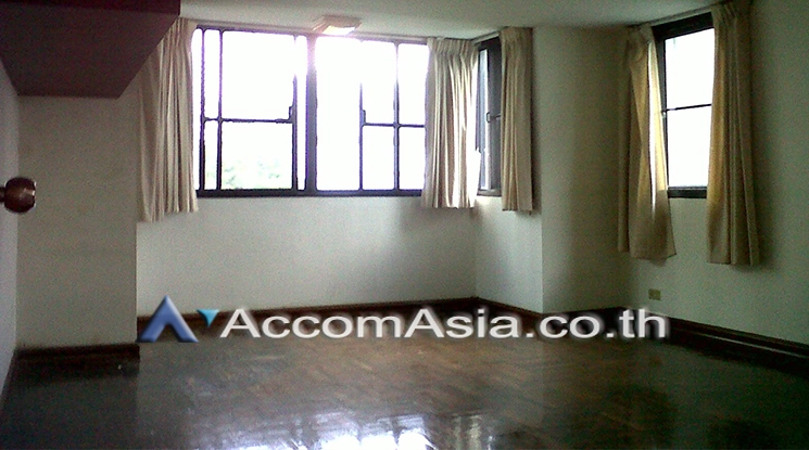 25  4 br Townhouse for rent and sale in Ploenchit ,Bangkok BTS Ploenchit AA20808