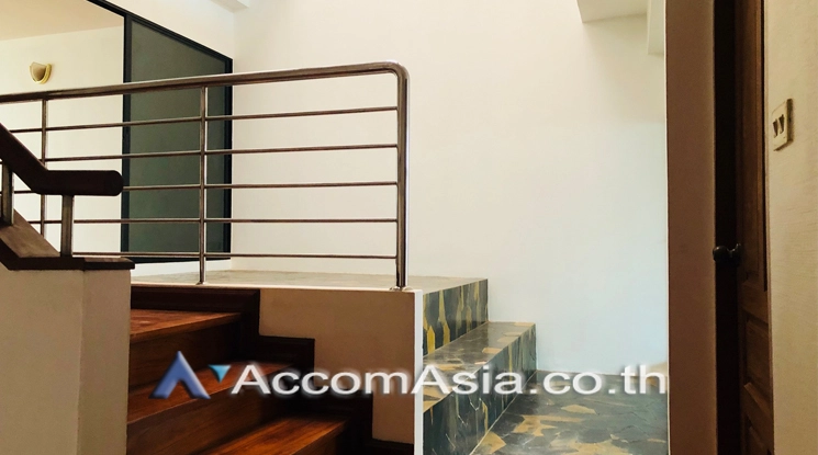 8  4 br Townhouse for rent and sale in Ploenchit ,Bangkok BTS Ploenchit AA20808