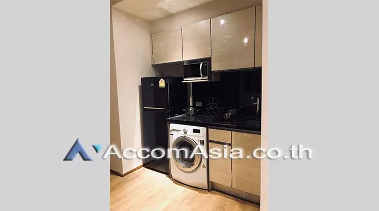 unit 1 Bedroom  Condominium For Rent in Sukhumvit, Bangkok  near BTS Phrom Phong (AA20811)