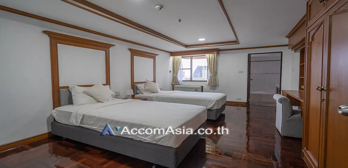 11  3 br Apartment For Rent in Sukhumvit ,Bangkok BTS Thong Lo at Suite For Family AA20815