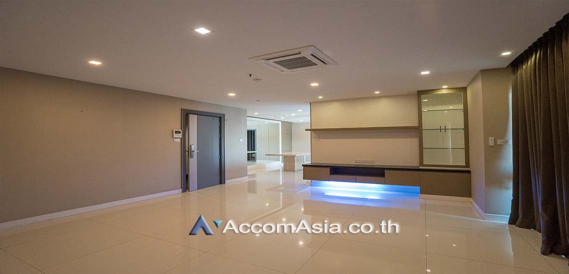  2 Bedrooms Condominium For Sale in sukhumvit ,Bangkok BTS Thong Lo at Top View AA20825
