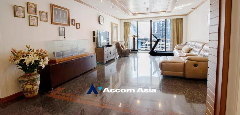  1  3 br Condominium For Sale in Ploenchit ,Bangkok BTS Chitlom at Chidlom Place AA20846