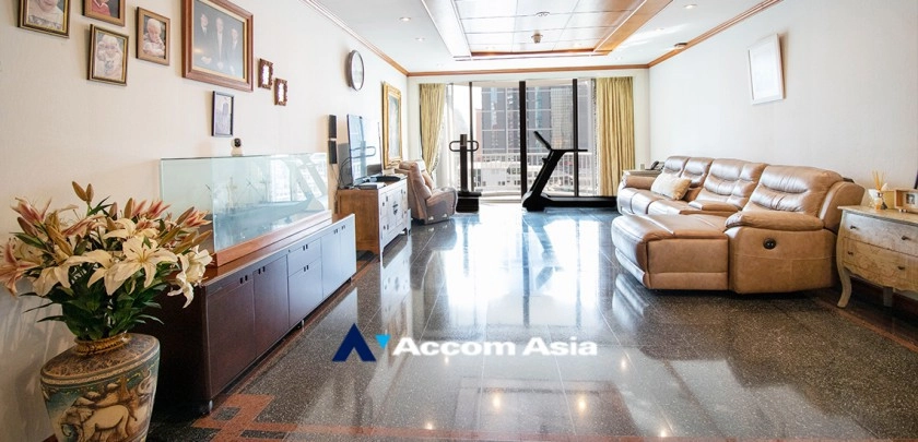  1  3 br Condominium For Sale in Ploenchit ,Bangkok BTS Chitlom at Chidlom Place AA20846